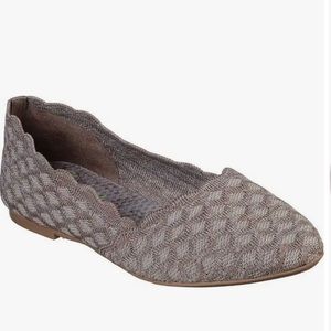 Skechers Cleo honeycomb flat. Size 6.5
